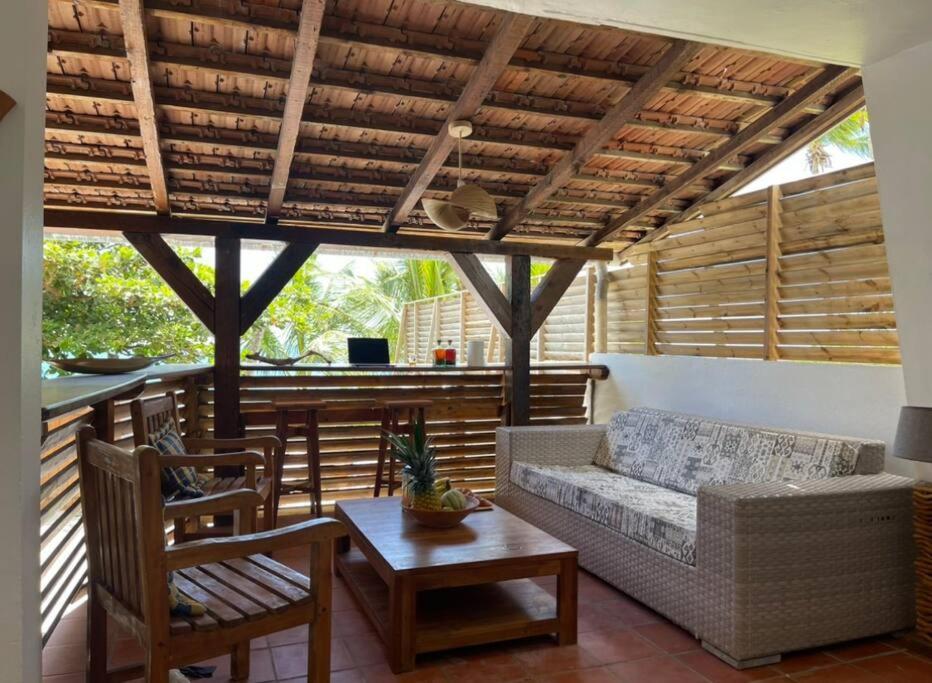 Maison Marouka Sur La Plage Du Diamant Le Diamant Kültér fotó