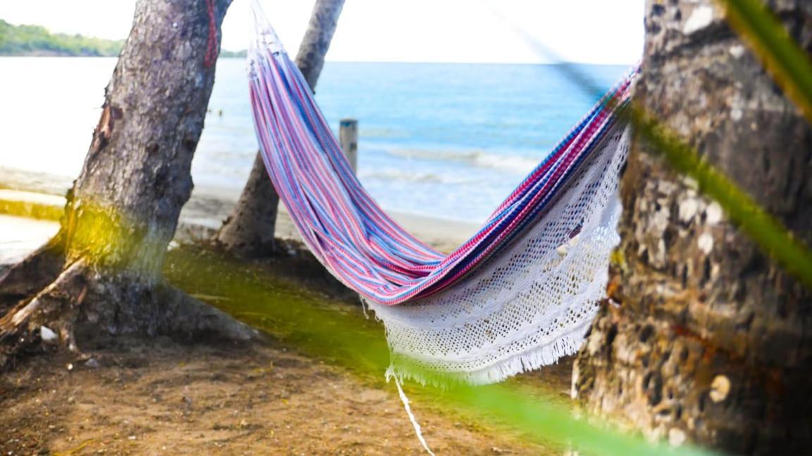 Maison Marouka Sur La Plage Du Diamant Le Diamant Kültér fotó